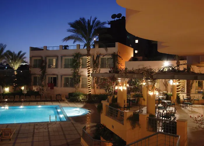 Sea Garden Hotel